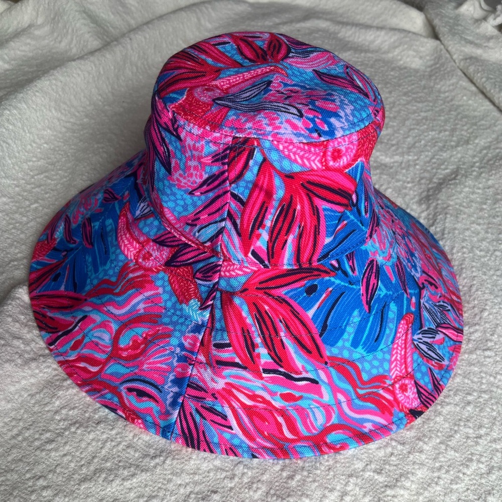 Lilly Pulitzer Tropical Floral Bucket Hat Pink Blue OS
